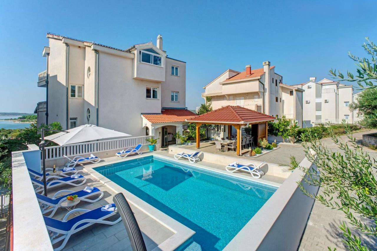Apartments Plavi Biser Sibenik Luaran gambar